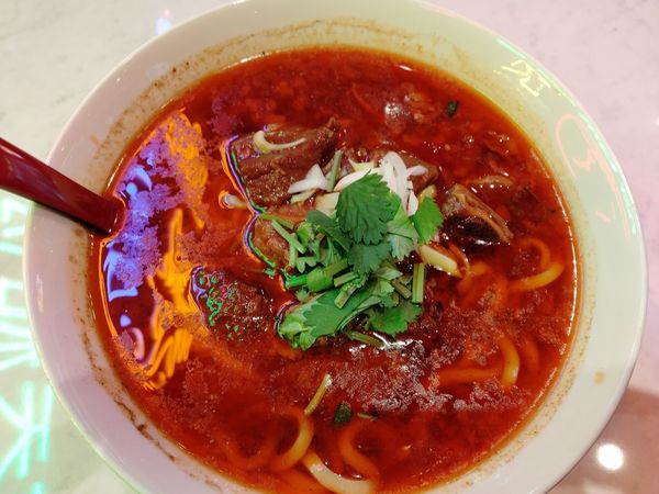 「麻辣牛肉麺」@孫二娘  跷脚牛肉 船橋店の写真