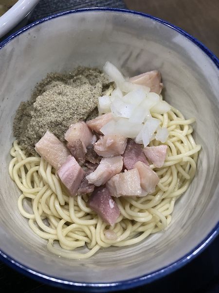 「和え玉ハーフ 200」@中華そば いづるの写真