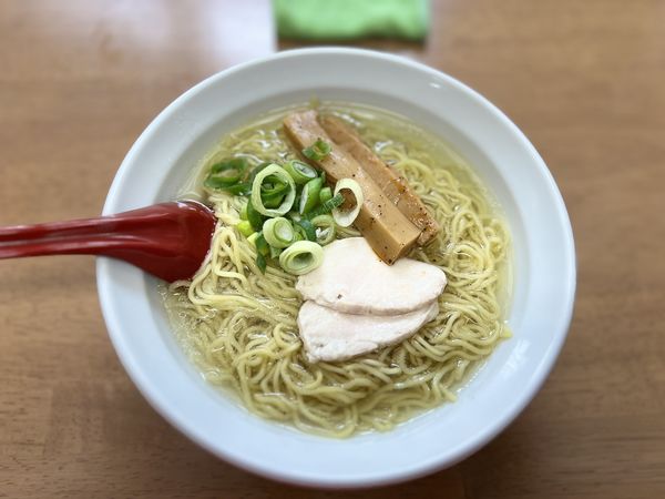 「塩知床鶏中華そば(極細縮れ麺) 680円」@中華そば 大和の写真