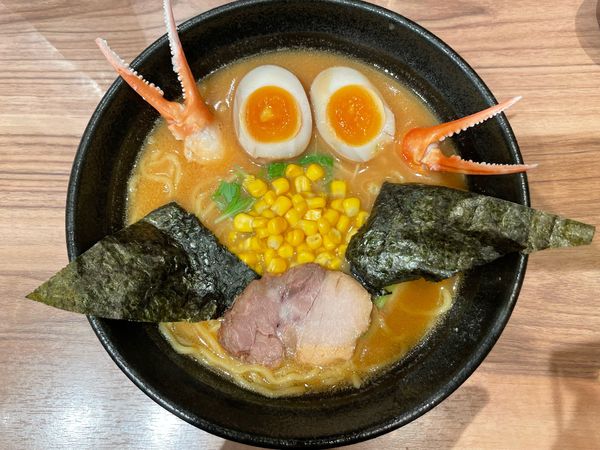 「カニだし味噌らー麺(¥1,300)」@麺屋 開高 新千歳空港店の写真