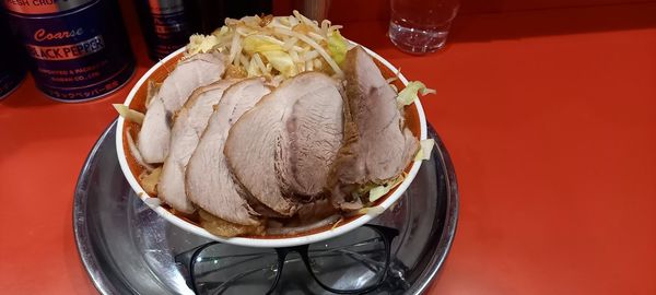 「小ラーメン豚入り(野菜マシ・あぶらマシマシ)」@ラーメンタロー 蒲田の陣の写真