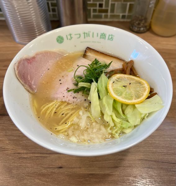 「（限定）濃厚牛骨ラーメン」@はつがい商店の写真