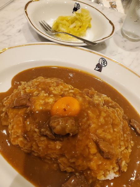 「カレールー大盛＋生卵1080円」@インデアンカレー Otemachi One店の写真