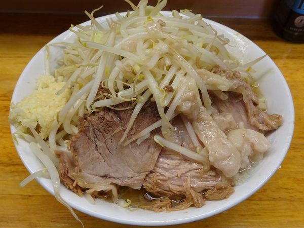 「小ラーメン（750円）ヤサイニンニクアブラ」@ラーメン二郎 立川店の写真
