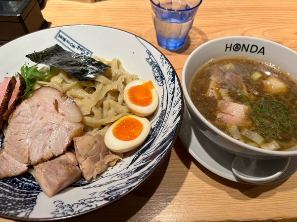 「特上醤油つけ麺1800円」@本田麺業 神田西口駅前店の写真