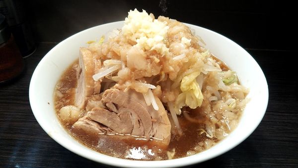 「ラーメン小」@六麓 豚らーめんの写真