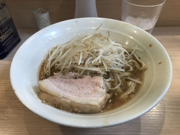 「ラーメン (150g) 900円」@麺屋 味方の写真