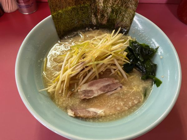 「ネギラーメン　麺硬め　850円」@ラーメンショップ 埼大店の写真