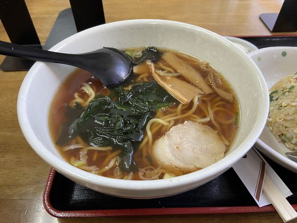 「cセット(醤油ラーメン、半チャーハン)(780円)」@ラーメンまるやの写真