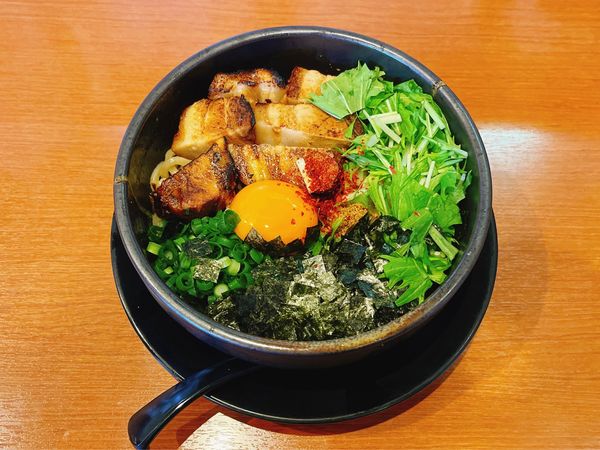 「王道まぜそば」@まぜそばラーメン弦 宇佐南店の写真