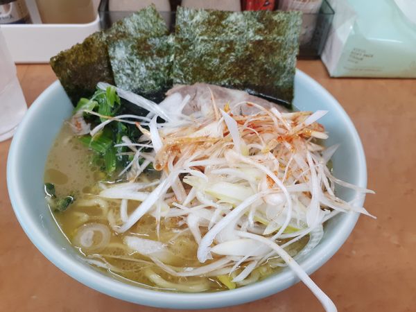 「ラーメン、ねぎ」@横浜ラーメン 町田家 新百合ヶ丘店の写真