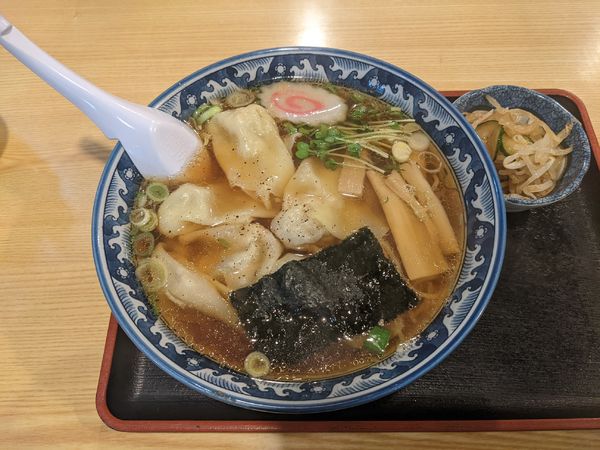 「ワンタンメン　780円」@ニュー飯店の写真