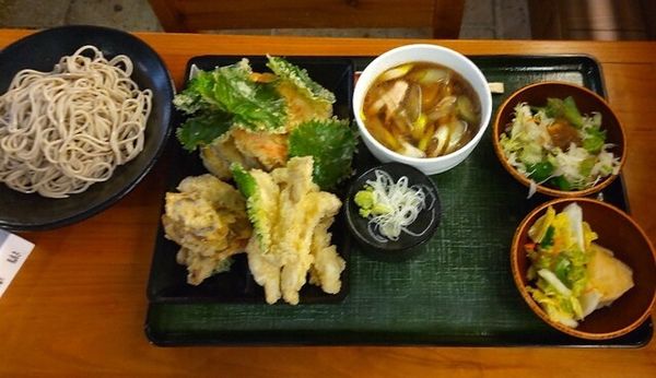 「十割そば並750円＆とりつけ汁350円」@石臼十割そば森久の写真