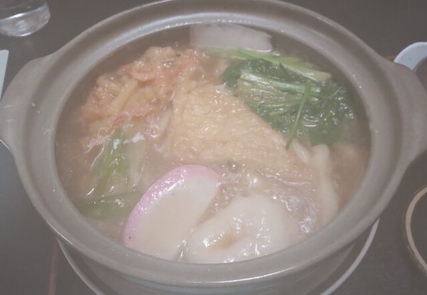 「鍋焼きうどん９５０円」@一休庵の写真