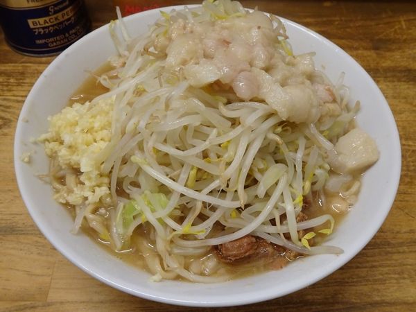 「小ラーメン（800円）ヤサイニンニクアブラ」@ラーメン二郎 前橋千代田町店の写真