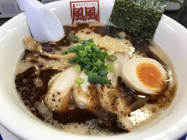「バリ黒豚骨」@風風ラーメン 高円寺南店の写真