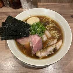 特製醤油ラーメン
