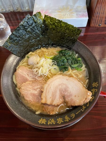 「チャーシューメン（1000円）＋大盛（200円）」@横浜家系ラーメン 高崎家の写真