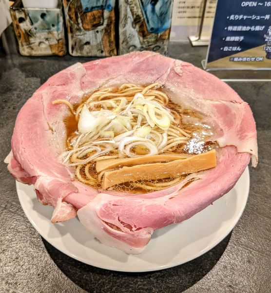 「ピストル 890円」@ラーメン大戦争 せんば心斎橋店の写真