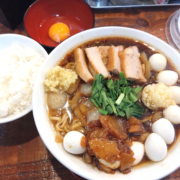 「特製秘境タンメン1200円、うずら100円、ライス150円他」@秘境タンメン かし山の写真