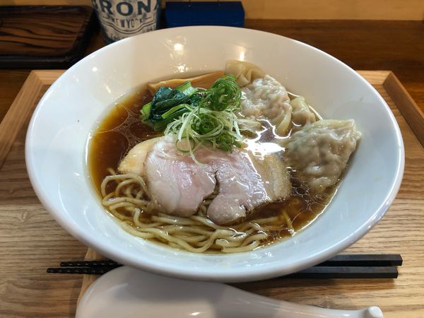 「しょうゆらぁめん」@たかのちゅめの写真