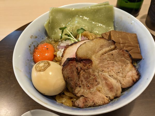 「特製あぶらそば こってり鶏油」@手打麺祭 かめ囲の写真