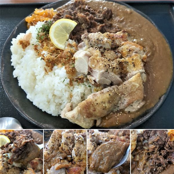 「牛タンすじカレー＋グリルチキン＝1250円」@浅草八区の写真