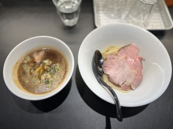 「豚骨魚介つけ蕎麦 1000円」@百合の咲く場所の写真