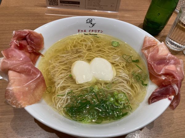 「らあ麺フロマージュ」@ドゥエ イタリアン 市ヶ谷本店の写真