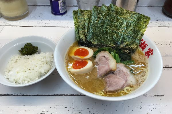 「特製ラーメン」@二代目 谷瀬家の写真