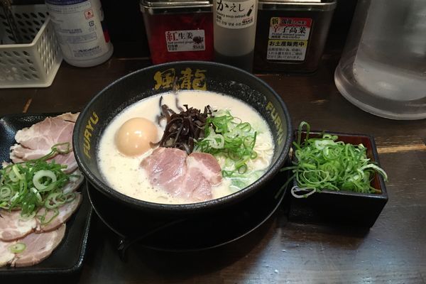 「ラーメン」@とんこつラーメン博多風龍 上野店の写真