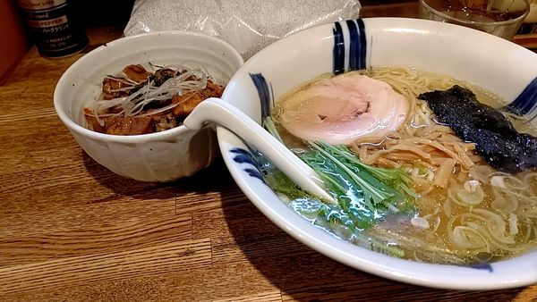 「塩ラーメン」@ラーメン食堂 粋な一生の写真