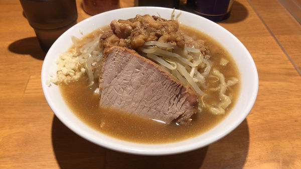 「ラーメン ( ﾐﾆ ) 200g 豚1枚 850円」@麺屋 神工の写真