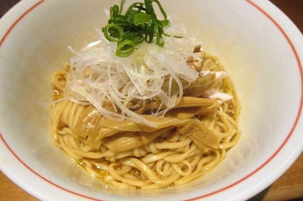 「鶏油そば　900円」@ラーメン屋 トイ・ボックスの写真