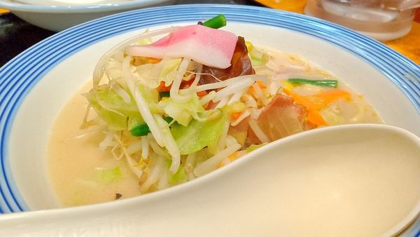 「#長崎ちゃんぽん 740円 #ぎょうざ3個と半チャーハンセット」@リンガーハット 武蔵小山店の写真