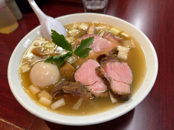 「こく塩＋特製トッピング」@鶏こく中華 すず喜の写真