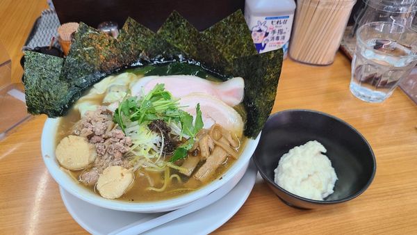 「ハタハタ炊き塩ラーメン」@中華そば 半ざわの写真