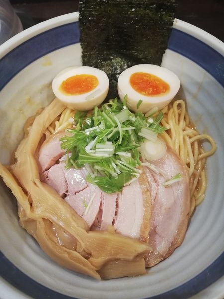 「雲丹まぜそば」@東京駅 斑鳩の写真