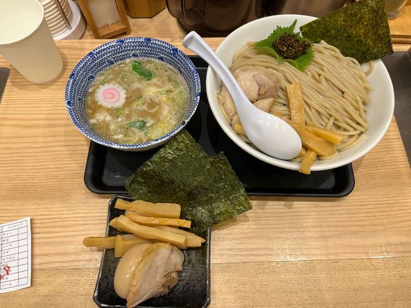 「特製生七味つけめん大盛1240円」@舎鈴 横浜ポルタ店の写真