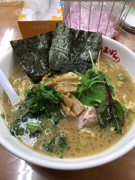 「ラーメン(大盛り)」@横浜ラーメン あばん 上尾西口駅前店の写真
