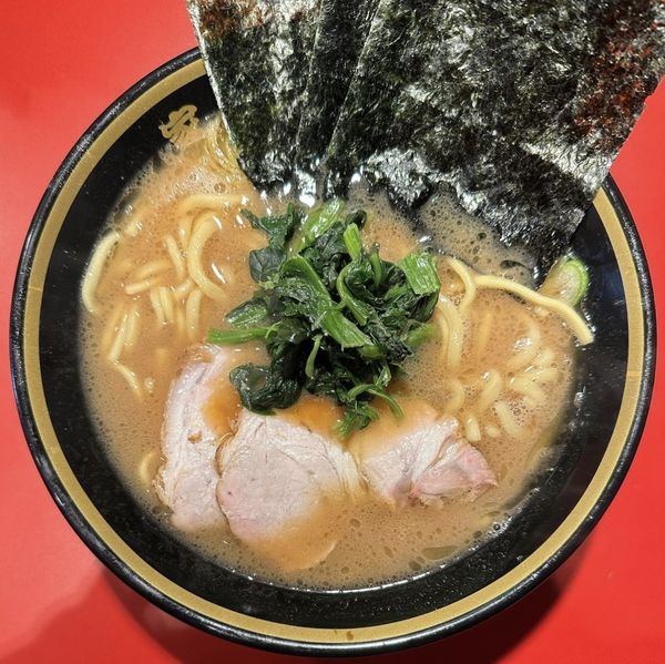 「ラーメン」@家系らーめん 登戸家の写真
