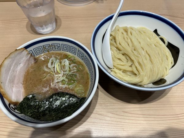 「濃厚魚介つけ麺」@中華そば つけめん 玉 新宿店の写真
