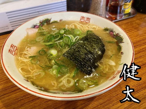 「ラーメン￥900」@中洲屋台 長浜ラーメン 初代 健太の写真