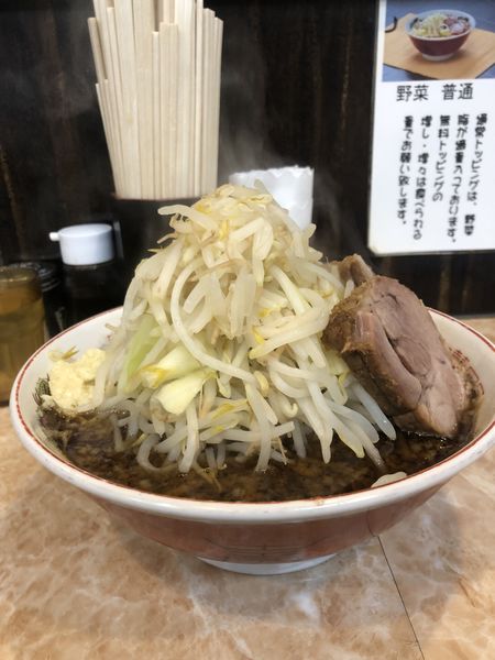 「黒らーめん」@肉汁らーめん 公 kimiの写真