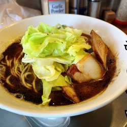 黒まー油らー麺￥750