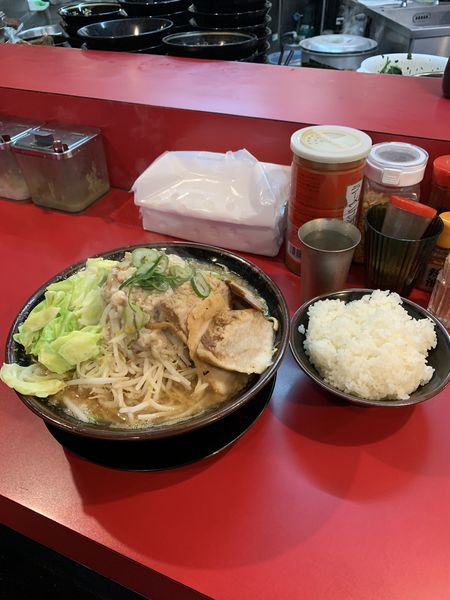 「コテ野菜ラーメン＋豚トロ×3＋キャベツ＋ライス」@家系ラーメン 王道 神道家の写真