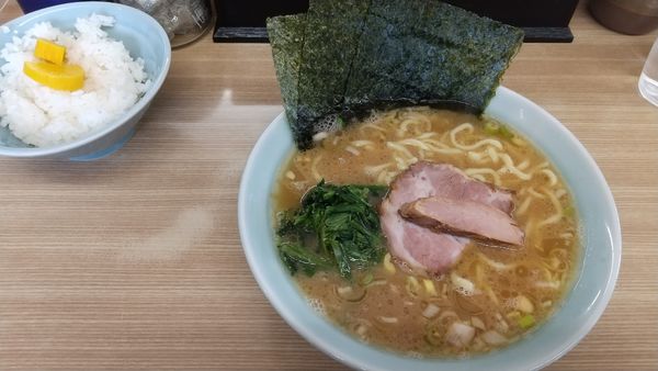 「ラーメン(並)」@奥津家の写真