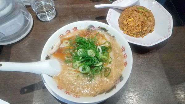 「チャーハン定食1020円」@来来亭 鳥取店の写真