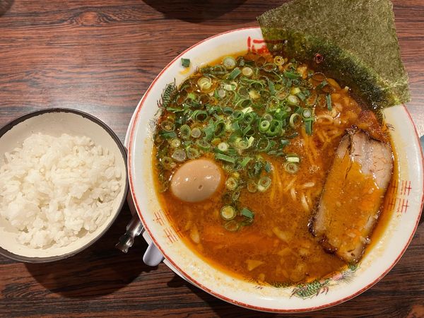 「復活！台湾ラーメン」@東京豚骨拉麺 ばんから 新富士店の写真