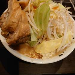 らーめん 豚一切れ 麺大盛り 豚券